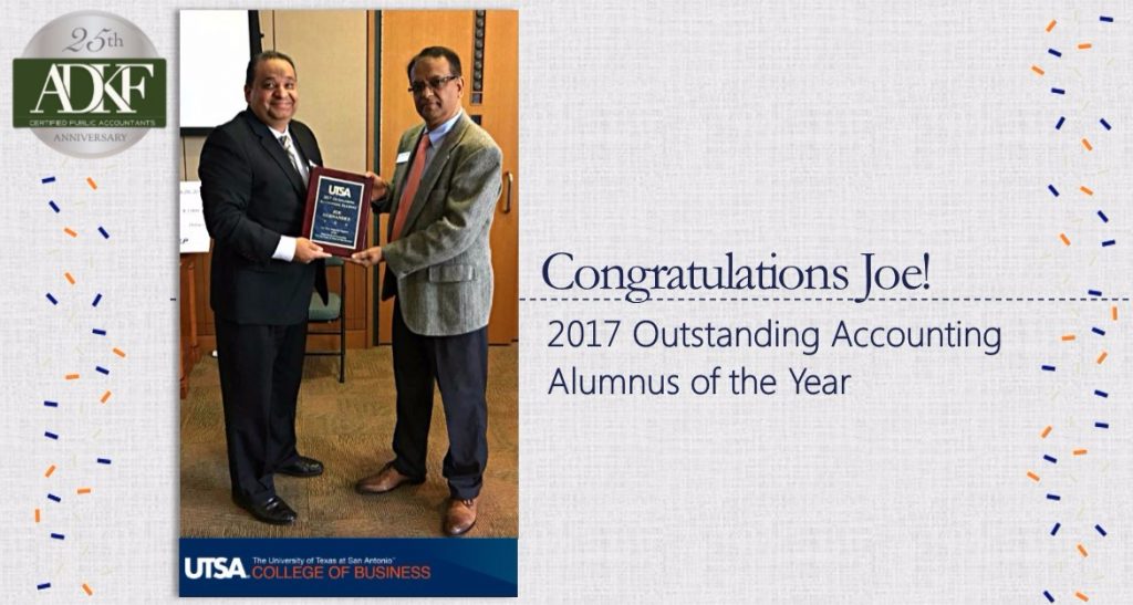 Award presentation at UTSA event