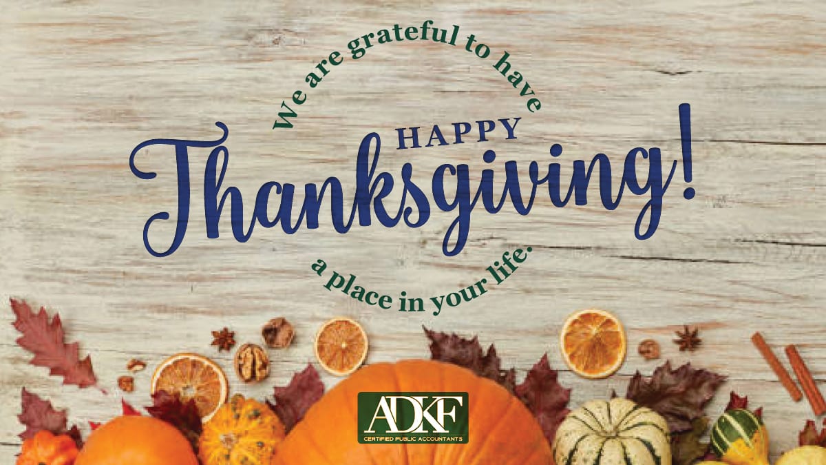 Thanksgiving greeting with autumn decorations.